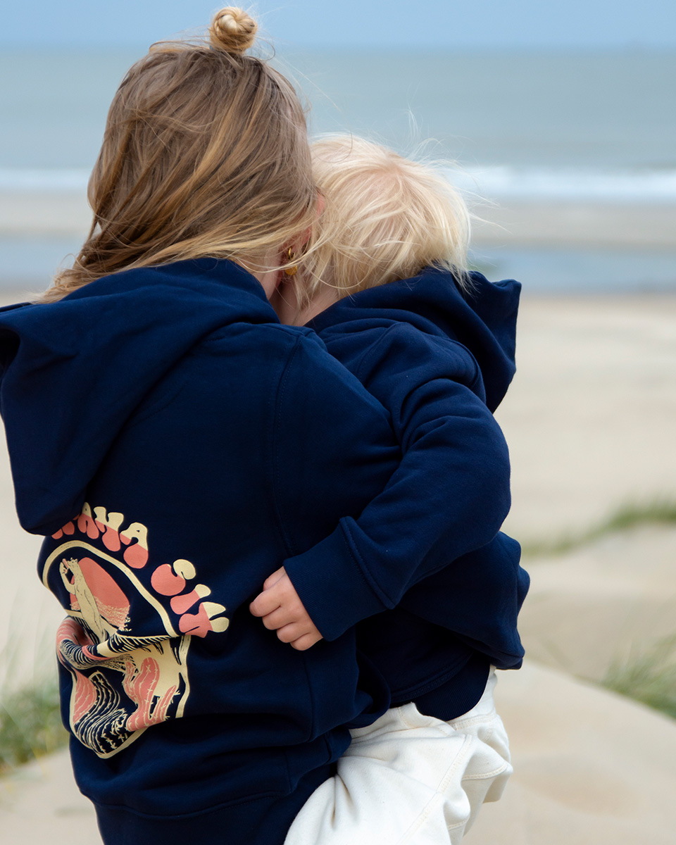 Surfing Bear hoodie kids/baby